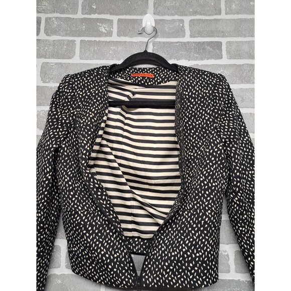 Alice & Olivia Womens Chettah Print White and Black Crop Jacket Size Small - Picture 7 of 9